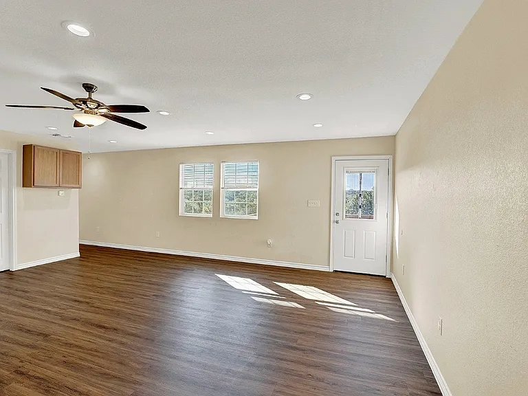 207 Oakwood Loop #207 — Photo 16