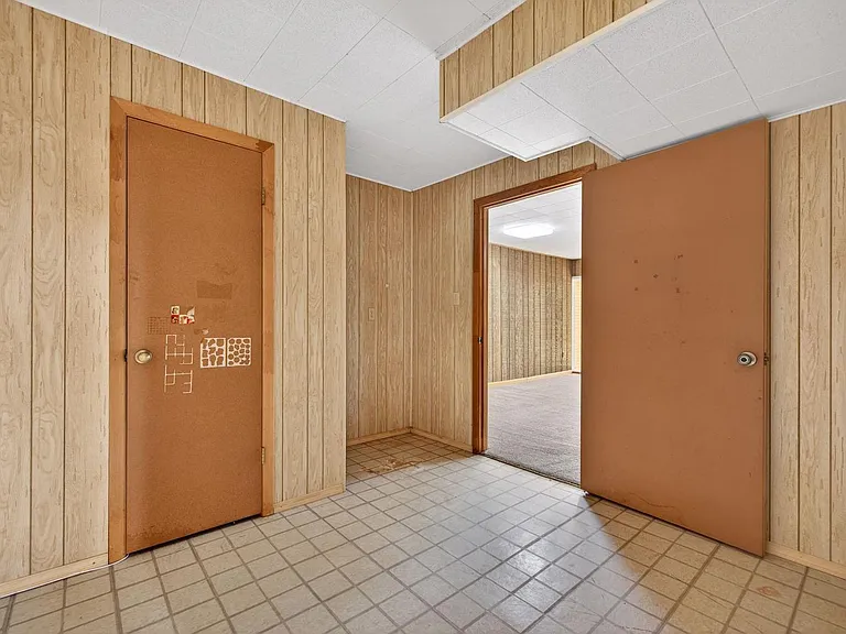 9404 Woodington Dr — Photo 39