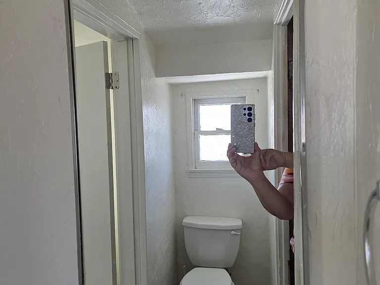 101 W Desert View Dr — Photo 12