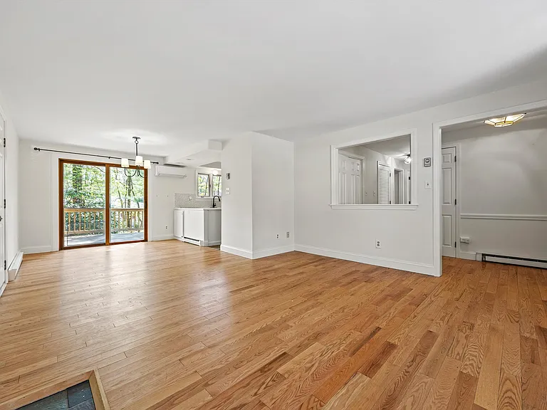 7 Dresden Ct — Photo 9