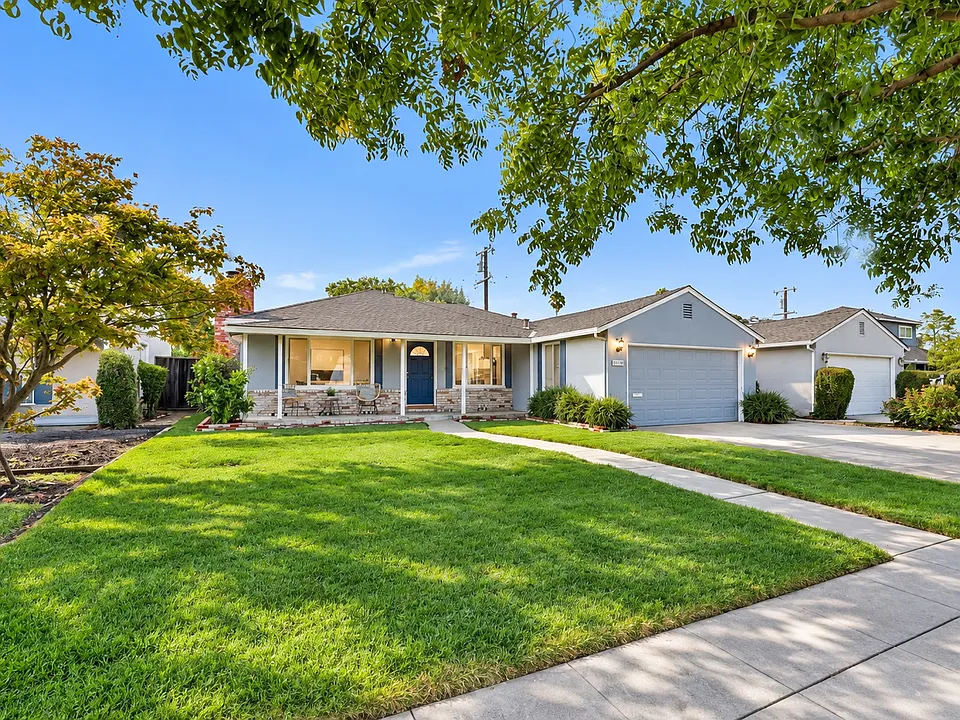 2245 Walnut Grove Ave