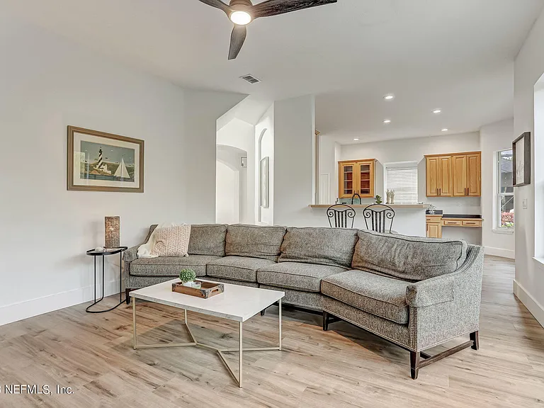 140 Oceans Edge Dr — Photo 26