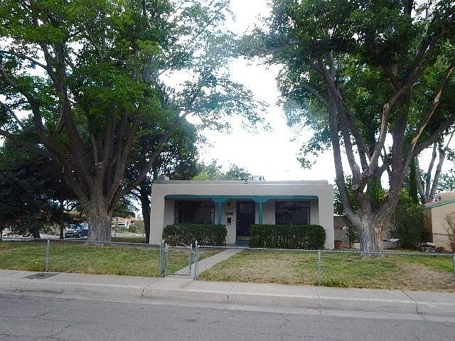 1st image of 1309 Vassar Dr SE