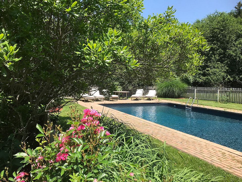 1st image of 47 Sagaponack Ct