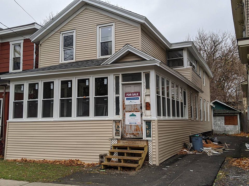 1st image of 608 Catherine St