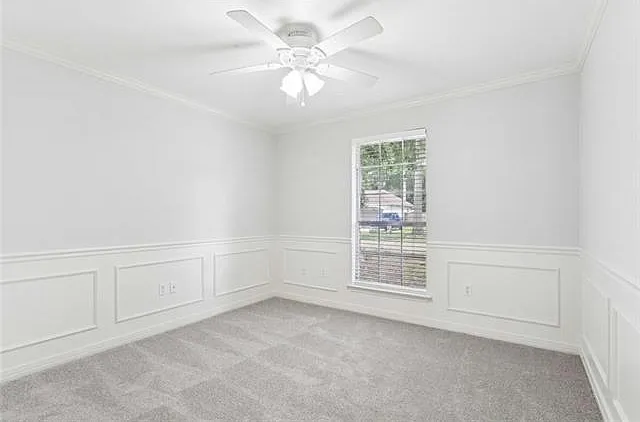 2190 Steven St — Photo 15
