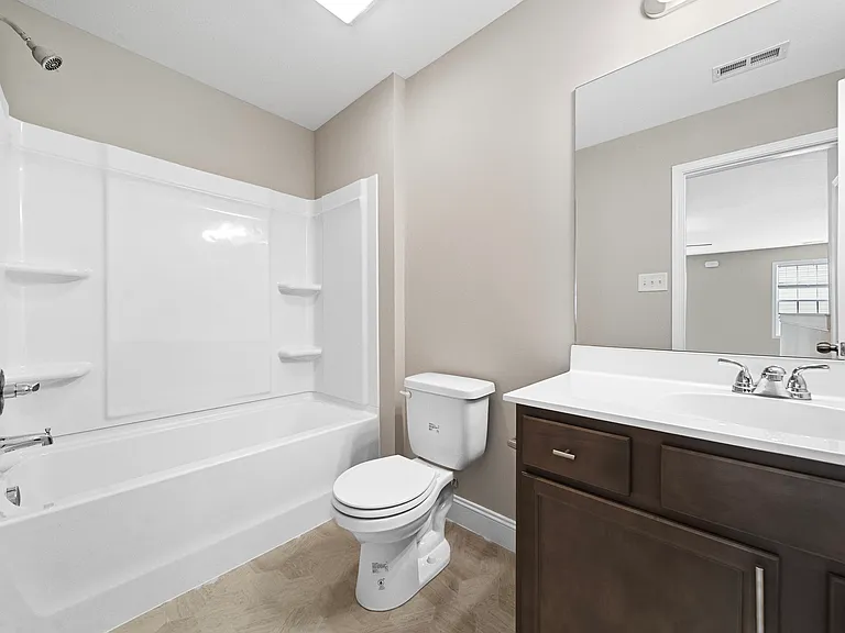4740 Stoneyhurst Ln — Photo 18