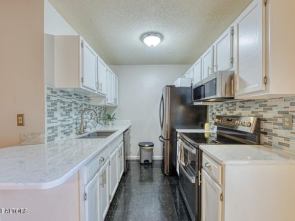 4th image of 1024 Nod St