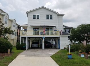 25 Sandy Ln, Surf City, NC 28445