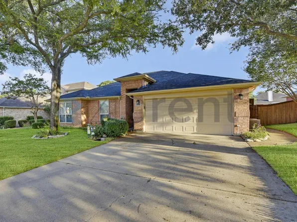808 Chancellorsville Pkwy, Grand Prairie, TX 75052