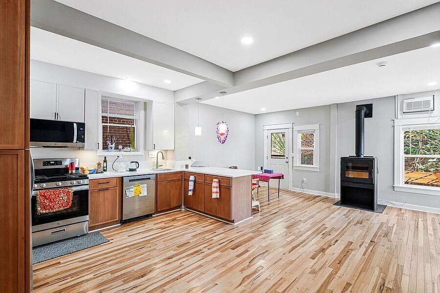 1st image of 1502 Ogden St NW