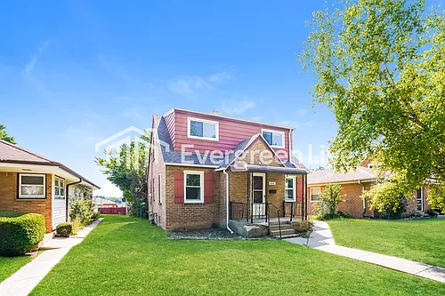4218 N 67th St Photo 1