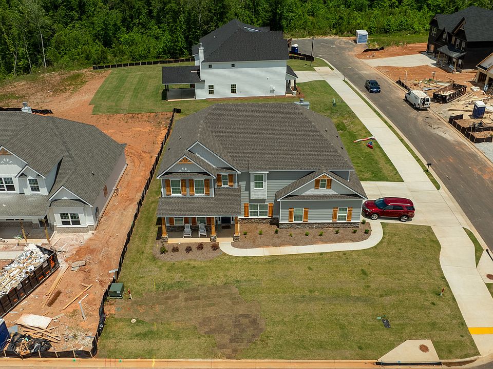 The Landings at Academy Drive