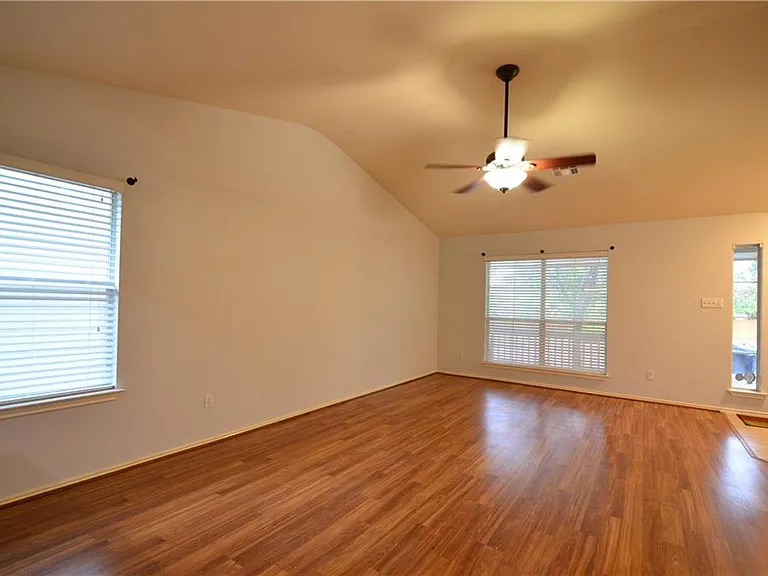 1215 Cardigan St — Photo 26
