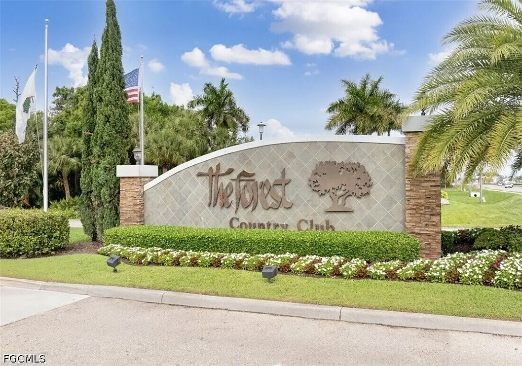 3 bed, 2.0 bath, 1806 sqft, $2,800 — Photo 1