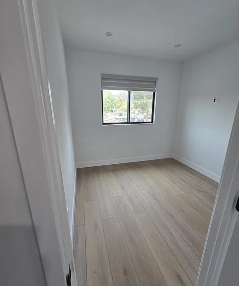 8615 Oakdale Ave #8613 — Photo 13