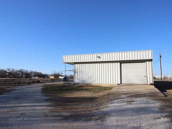 5th image of 4512 W Highway 82