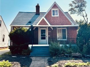 5275 W 49th St, Parma, OH 44134