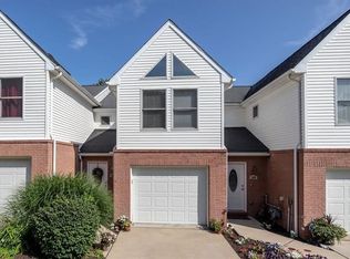 141 Aberdeen Dr #141, Pittsburgh, PA 15237