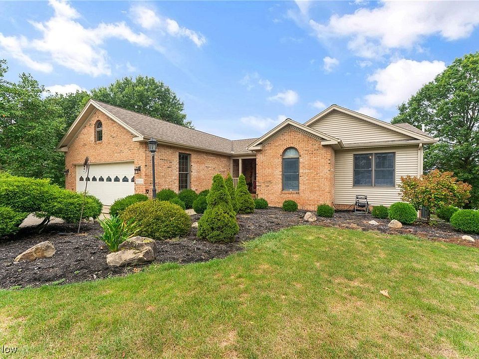 1st image of 32928 Lucille Dr