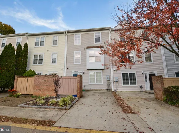 18006 Singing Pine Cir, Gaithersburg, MD 20886
