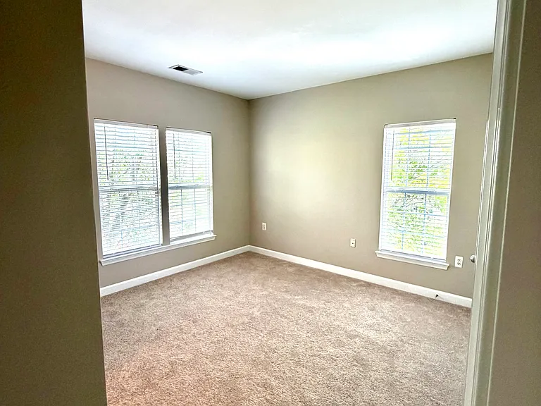 42537 Rockrose Sq — Photo 9