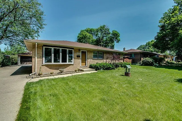 1205 S Robert Dr photo 1
