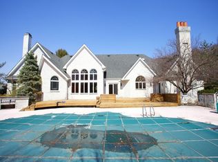 9 Shadow Ridge Rd, Wayne, NJ 07470