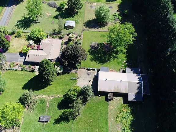 2nd image of 14410 NE 76th Ave