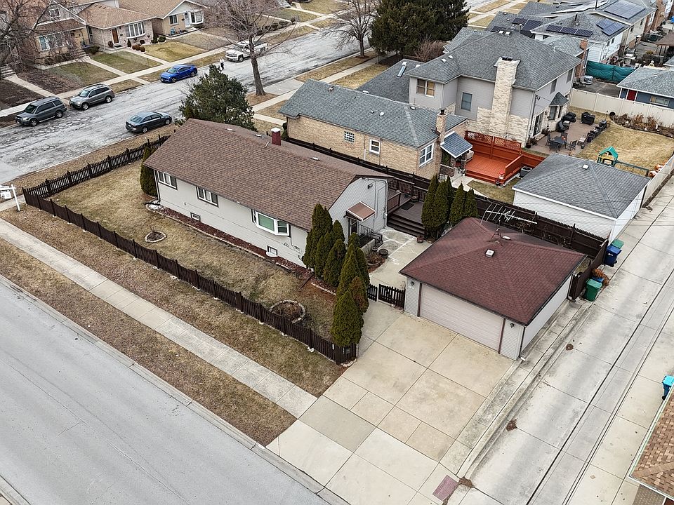 1st image of 7747 Neenah Ave