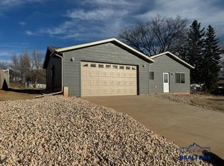 3226 W Rapid St, Rapid City, SD 57702