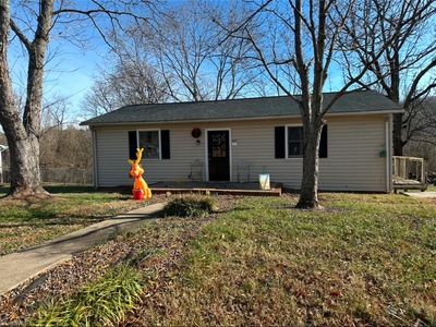 427 N 2nd Ave, Madison, NC, 27027