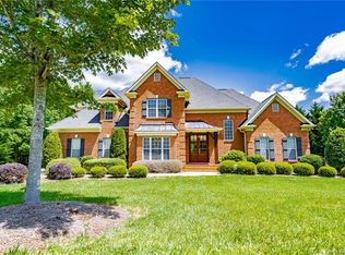 3815 Whistlers Knoll Ct, Mint Hill, NC 28227