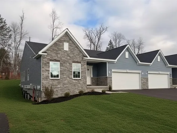 2713 Marra Dr, Gibsonia, PA 15044