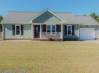 303 Ridge Manor Dr, Raeford, NC 28376