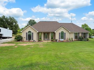 5764 S Carr Pen Rd, Atoka, OK 74525
