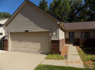 8529-22 Mile Rd, Utica, MI 48316