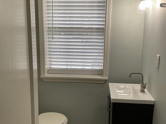 5th image of 107 W Moreno St