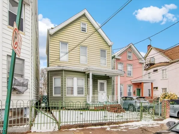 76 E 20Th St, Paterson City, NJ 07513