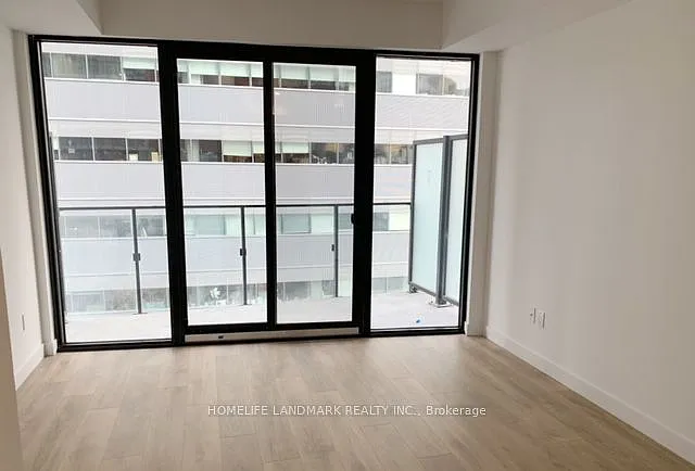 215 Queen St W #1607 — Photo 4
