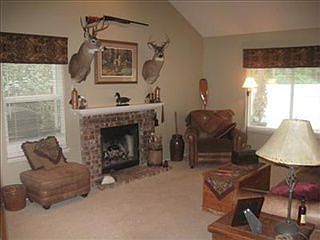 4th image of 5999 NW Susie Ln
