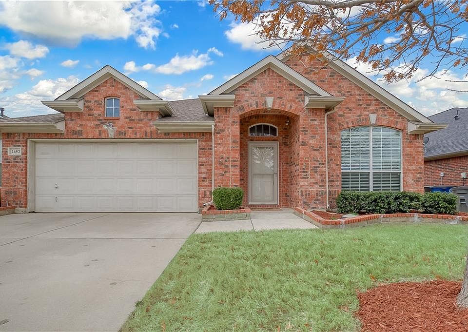 1st image of 2652 Baytree Dr