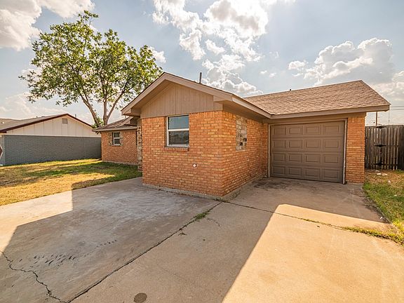 2nd image of 2633 Madera Ave