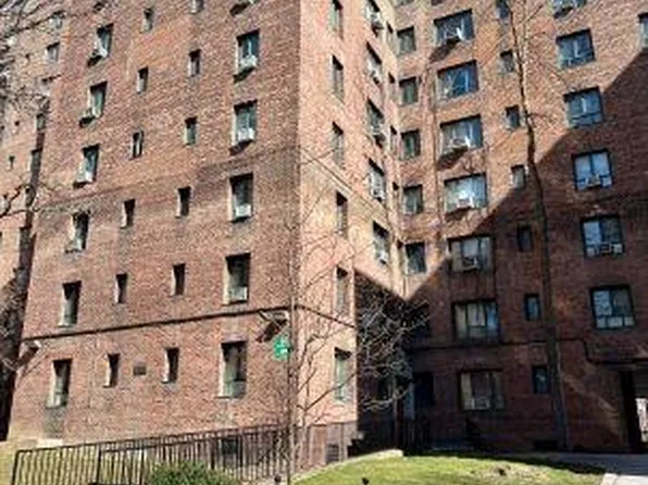 36 Metropolitan Oval #7A, Bronx, NY 10462