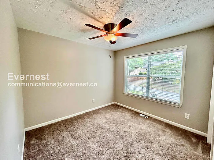 655 S Preston Ct — Photo 19
