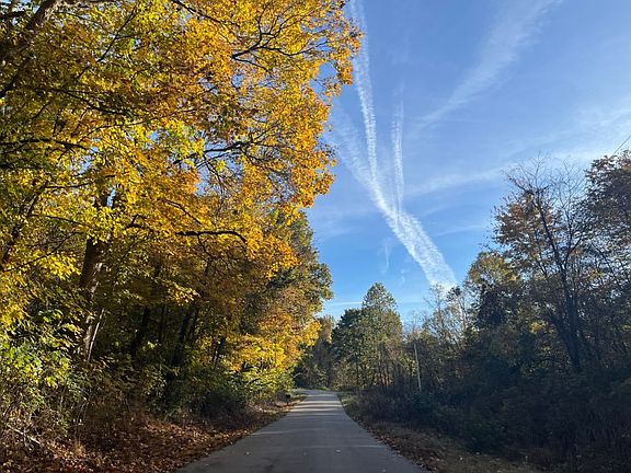 4th image of 1210 E County Road 400 S