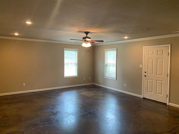 3rd image of 612 Altman Ave #B