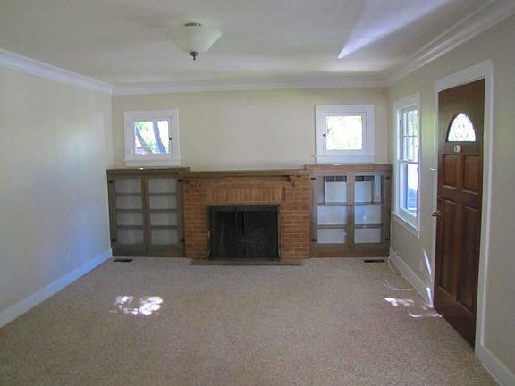 3rd image of 520 N Laurel Ave