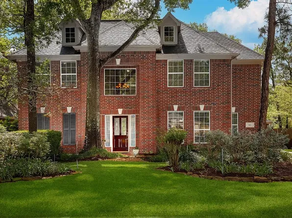 166 E Elm Crescent, The Woodlands, TX 77382