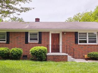 317 Holt Ave, Graham, NC 27253